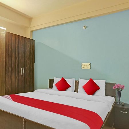 Hotel O A.K Palace New Delhi Eksteriør billede